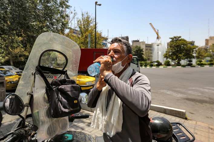 Inédit LIran décrète deux jours fériés pour faire face aux